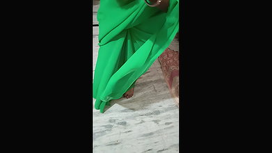 Desi Hot Aunty Romance with Pakkinti Boy