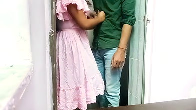 Desi Teacher and Young Girl Student Ki Viral Video