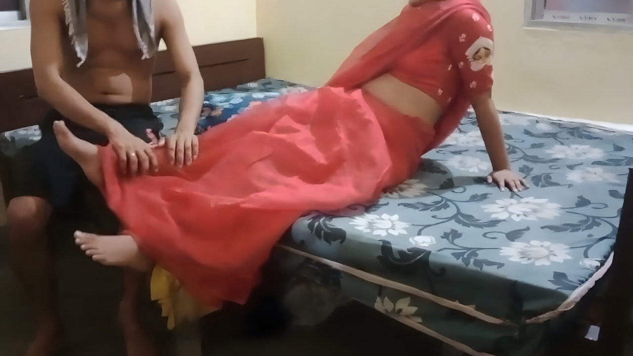 The Lady of the House Got Her Pussy Licked and Fucked by the Young Servant