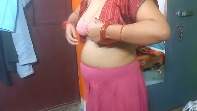 Very Beautiful Indian Bhabhi in Red Saree
