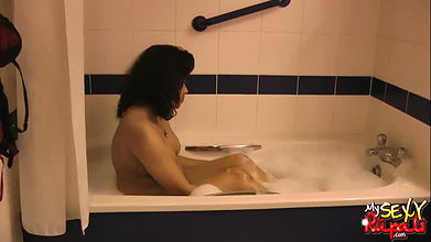 rupali in hot buble bath