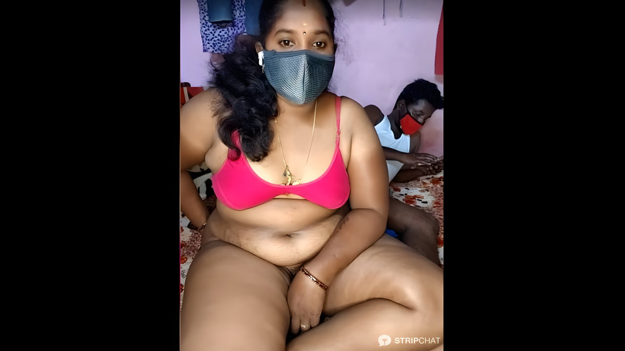 My Desi Milf Faces South with Big Ass in 18Min MMS