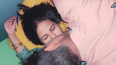 Horney Wife Threesome Enjoy Cocks