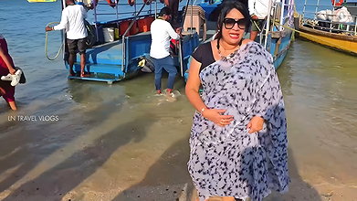 Nair Fleshy Tummy ,Navel,Big Breasts ,Huge Ass in black Saree