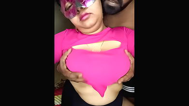 Stripchat-Public.Show-c-Its_me_Diya-2024.05.28.101708