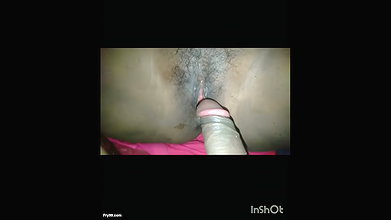I poured my cum on my girlfriend’s pussy, she asked me to pour it on her