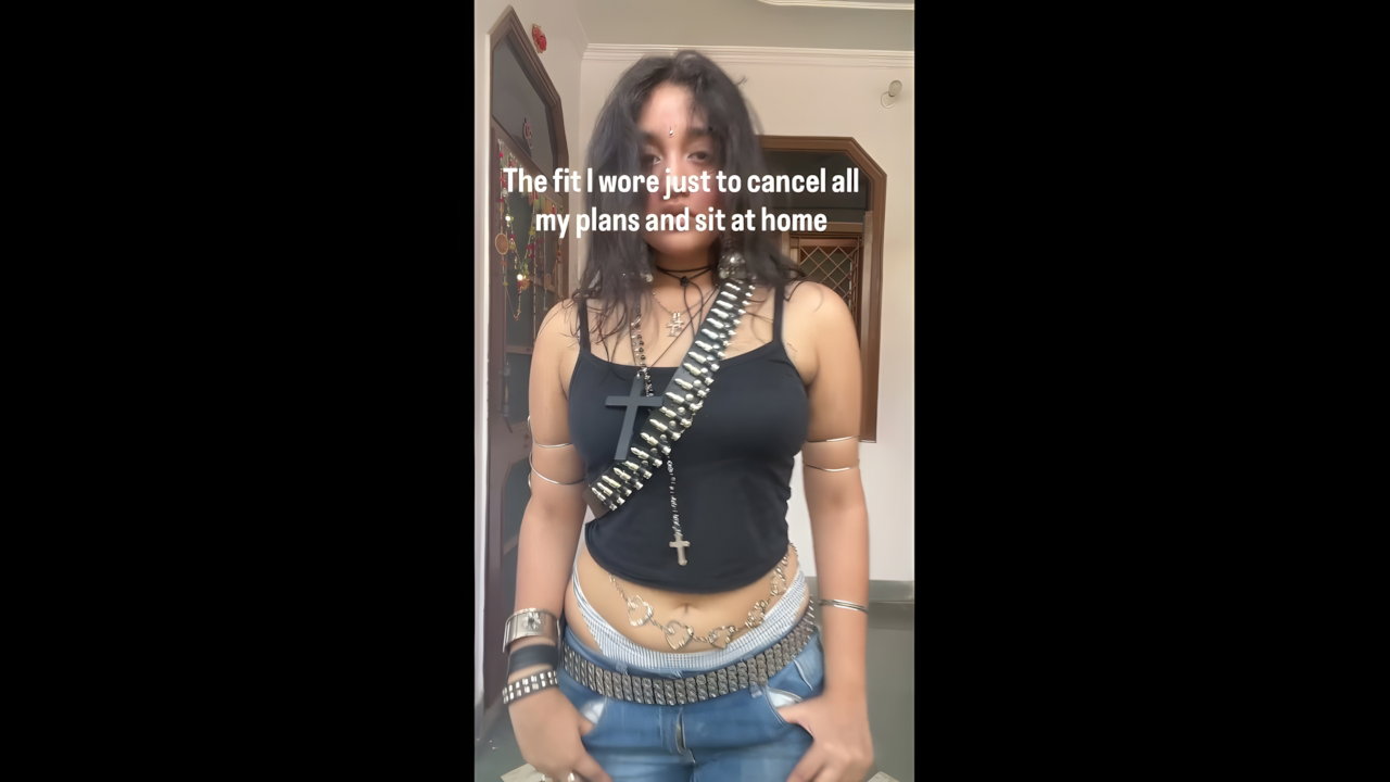 sexy bengli girl deep navel and tits in black top 22