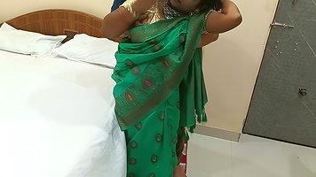 Beautiful Simran Bhabhi Hardcore Hot Blowjobs and Sex Video in Saree