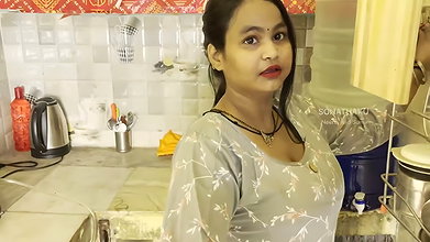 Hot Desi Aunty Giving Risky Blowjob to Stepbrother in Kitchen – Homemade