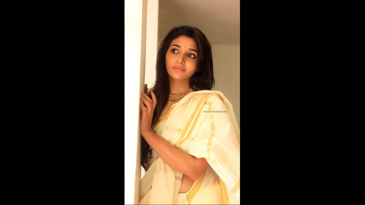 MENON GLAM WIFE MATERIAL DESIRABLE BEAUTY IN SAREE HQ VIDEO 2
