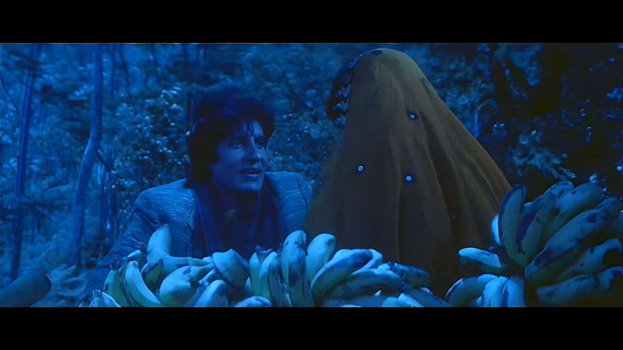 Meenakshi_Seshadri_Ganga_Jamuna_Saraswathi_Scenes