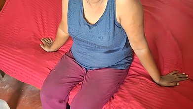 Asian MILF StepMom so Horny Viral Video