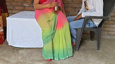 Mera friend ghar aya our Mai use apne bedroom me le gayi