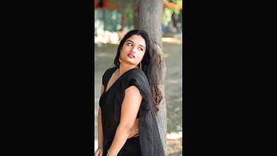 homely girl boobs in blouse sexy navel show