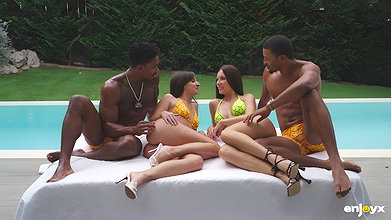 Amirah Adara & Mary Rock – First Interracial Foursome