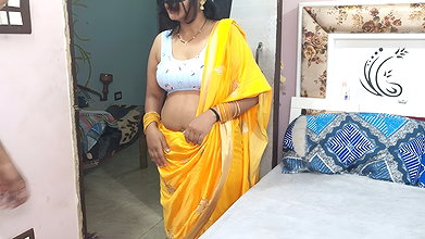 Indian Stepdaughter Took off Her Clothes in Front of Her Stepfather and Held His Dick