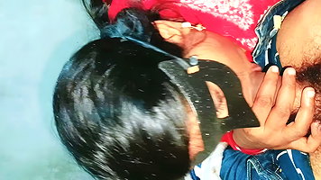 Desi Bhabhi Blowjob MMS – Indian Sex MMS with Cumshot in Mouth
