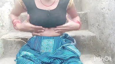Outdoor sex Bhartiya gaon ki ladki ki Premi ke sath chudai xxx video Hindi awaaz mein