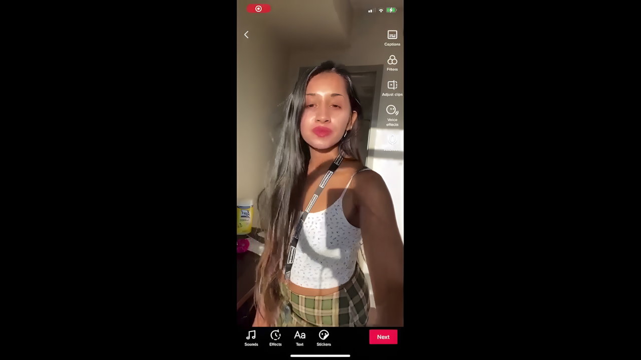 INDIAN CHEATER BHABHI STRIPPING DRESS NUDE FINGERING GIVING BLOWJOB ~ 20 CLIPS (2) 2