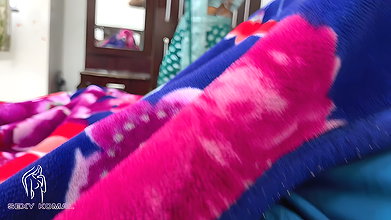 Komal Rahul Was Shaking the Land Inside the Blanket, Seeing Maji’s Back and Doing It Loudly, Then She Started to Sigh up and Release It Hard