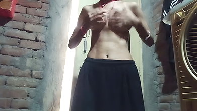 Watch the daily routine of desi village Bihari randi