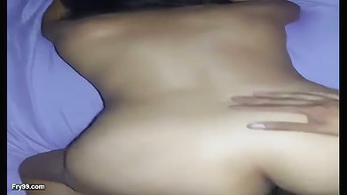 Young desi couple homemade doggy style fucking video