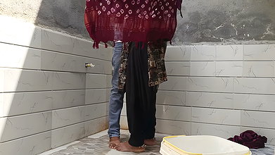 Pati Bahar Gaye the padosi