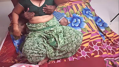 Chubby Sindu Bhabhi Has Sex with Me at Home