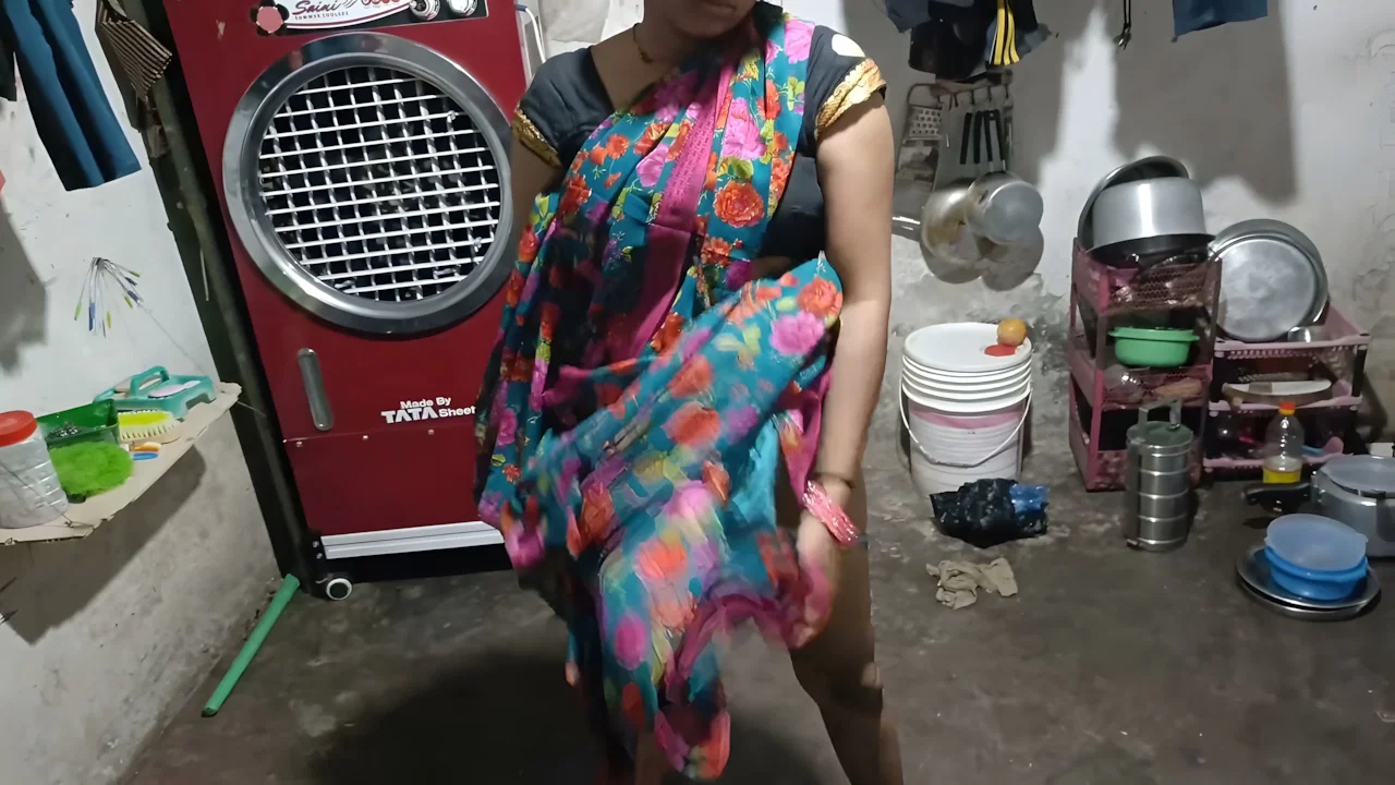 Hot sexy ass pussy fucking cock sucking pussy sucking breast suck milk from breast and sitting on the cock in doggy style