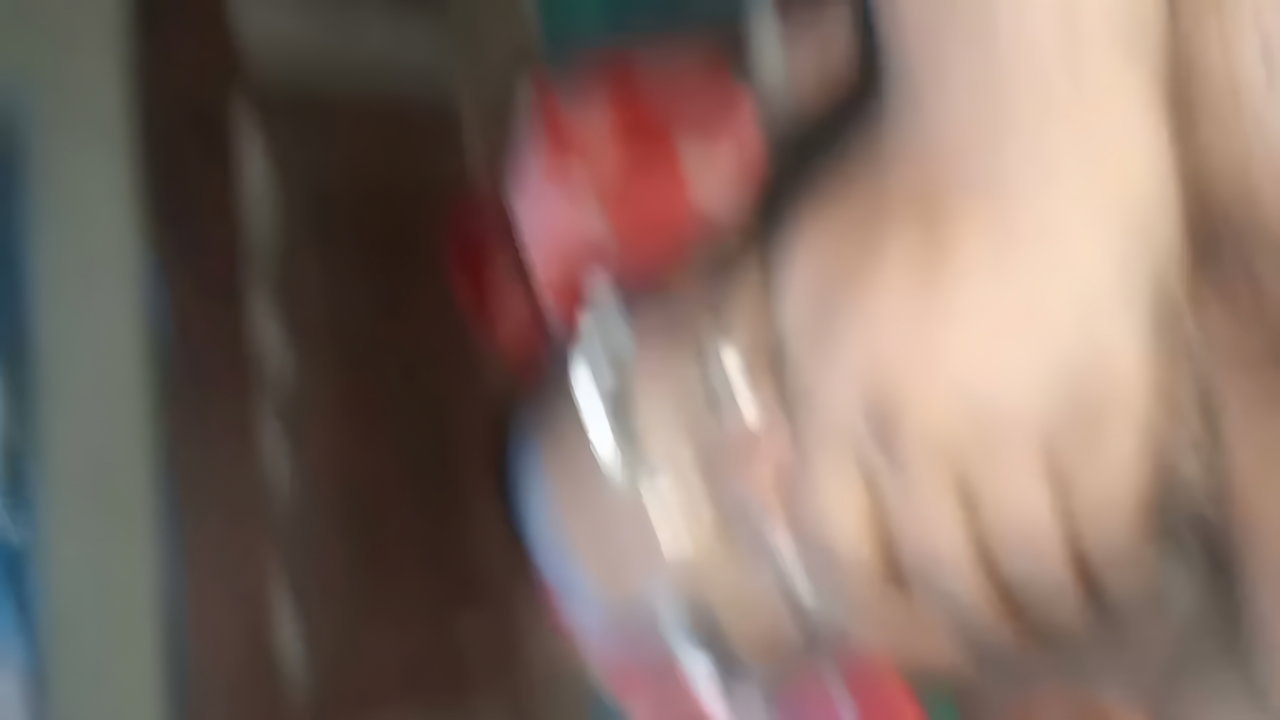 My pussy hair has grown long, I should clean it