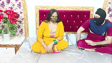 Indian Bhabhi Romantic Fucked by Her Hot Devar