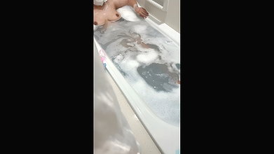 on a tobrut girl in the shower ends up being caught