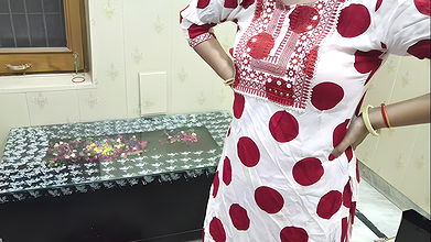 Mulkin herself with house servant babu hardcore sex video Hindi full masti