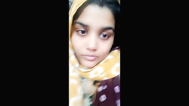 Chubby Tanker Indian Wife showing many clips updates (2) 113