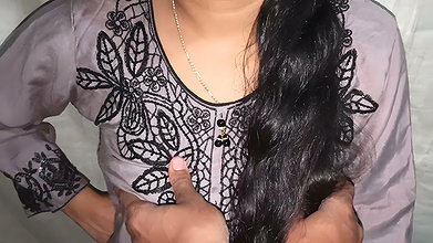 18 Years Old Desi Indian Beautiful Horniest My Young Big stepsister, He Gave Me The Opportunity To Fuck Him Today.