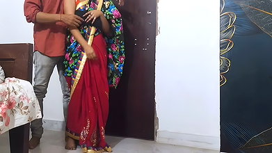 Neighbor Bhabhi Came to Her Neighbor’s House to Get Her Ass Fucked