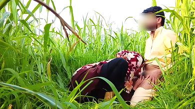 Stepmama Indiana E Figliastro Kheton Mein Choda Bahut Maja Aaya