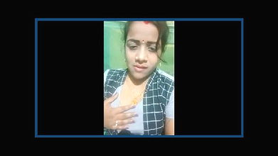 Bhabhi Horny Expression showing Pussy