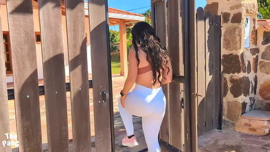 Can you have a friendship with a single stepmother Round-ass neighbor – Amateur