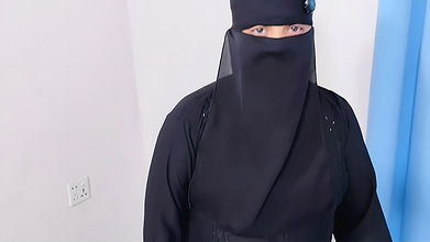 Hijabi chubby whore fuck by stranger Desi xxx