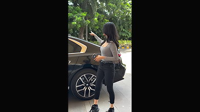 Actress Shruti Hassan fit body boobs show hot 2