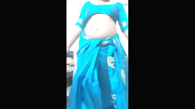 Tamil sexy bhabhi tango private showing her pussy hole ass and fingering 2