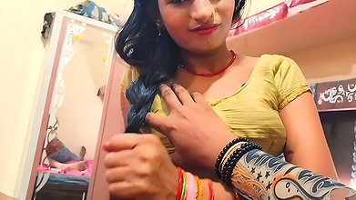 Hot indian girlfriend fucking my step daddy shearing a bed hindi audio