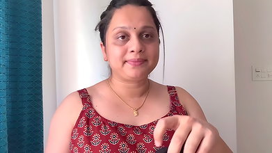 Chubby Malayali lady navel slips in Kerala Saree 1