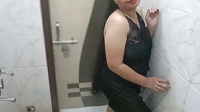 Indian Wife Blowjob + Doggy Style Chudai with Cumshot on Face