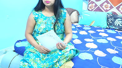 My Sister’s Friend Came Over to Deliver a Wedding Invitation, and I Taught Her How to 2