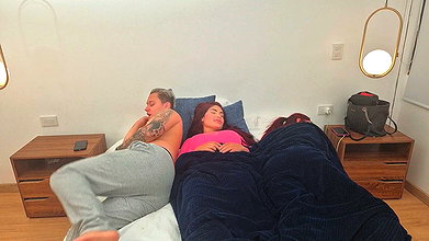 My sister-in-law’s pussy is tighter than my girlfriend’s, we were almost discovered with my sister-in-law