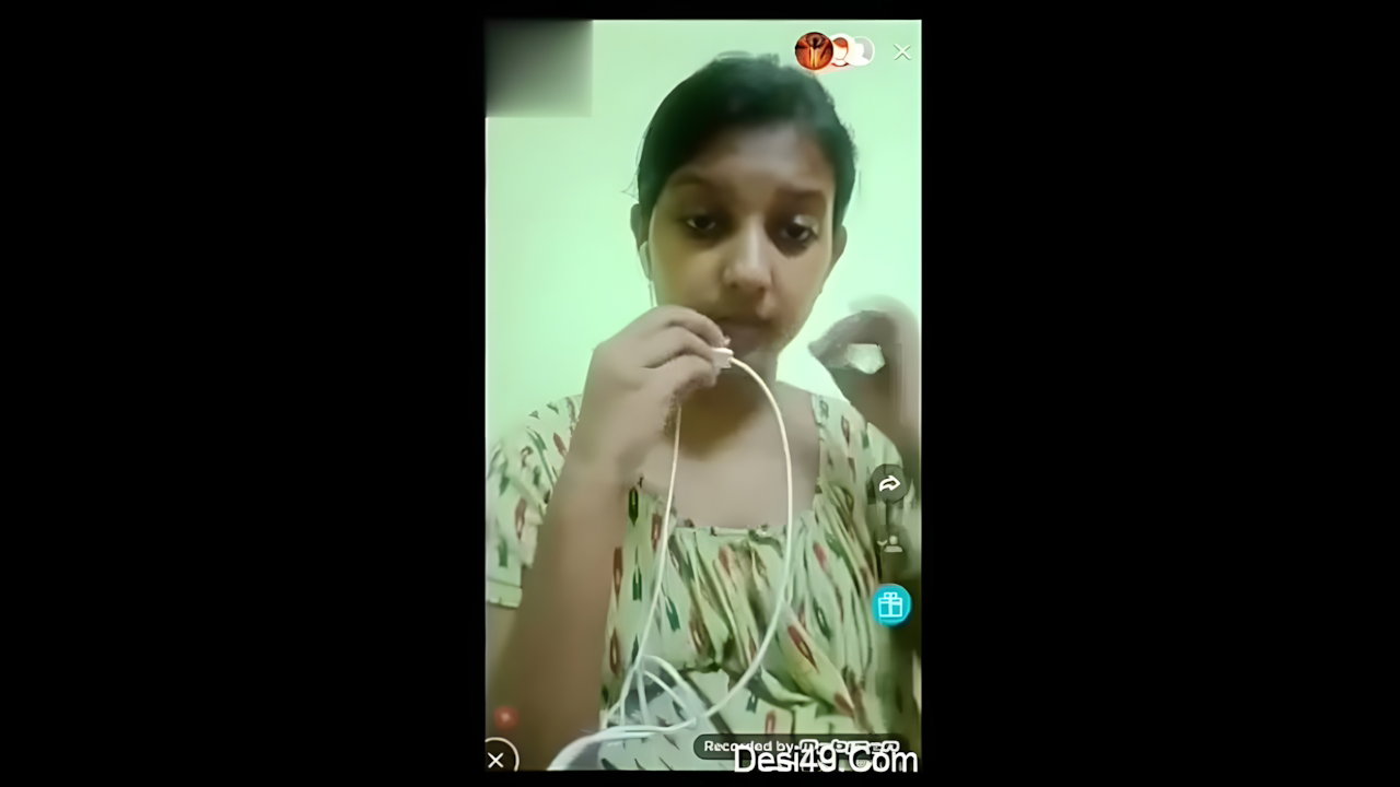 Indian Sex MMS from Tg KOBIR – 1752 Video Call Fun