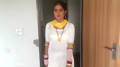After returning from the market, the beautiful village bhabhi started teasing me Hindi Dirty talk ShrutiLiveCum