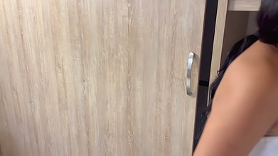 While my husband’s cuckold sleeps, I have a hard fight with his girlfriend until I make her run
